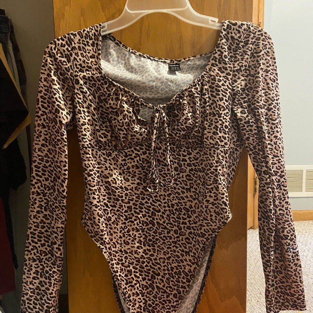 Long sleeve leopard tie body suit